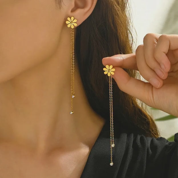 Pendientes elegantes y bonitos, chapados en oro y recubiertos de PVD, de Acero Inoxidable 304 y cristal estilo IG.